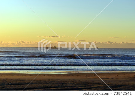 Morning glow and fishing boats Morning glow and fishing boats 73942541