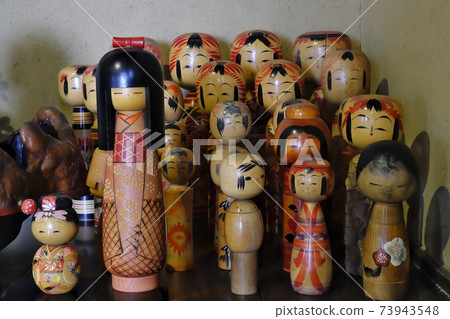 Kokeshi Kokeshi 73943548