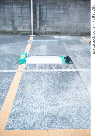 汽車收費停車場 73955296