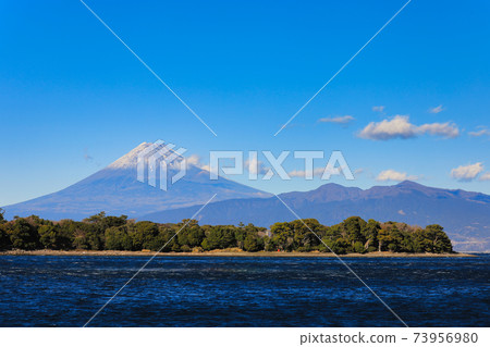 Ozesaki and Mt. Fuji 73956980
