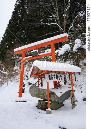 Tono Heritage Miyamori Inari Hole and Shiraishi Inari Shrine 73957174