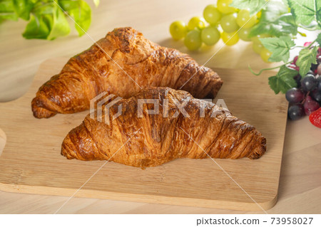 Croissant  73958027