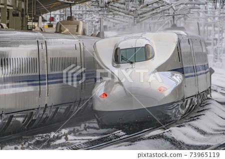 Tokaido Shinkansen winter Maibara station driving image Tokaido Shinkansen winter Maibara station driving image 73965119
