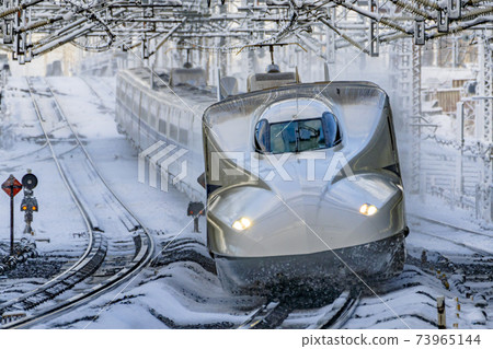 Tokaido Shinkansen winter Maibara station driving image 73965144