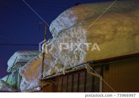 上越大雪 73966997