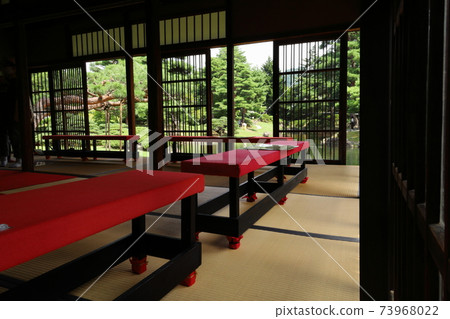 A pond spring strolling garden where the voices of birds adjacent to the herb field echo A pond spring strolling garden where the voices of birds adjacent to the herb field echo 73968022