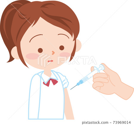 女學生在她的左手臂打針 女學生在她的左手臂打針 73969014