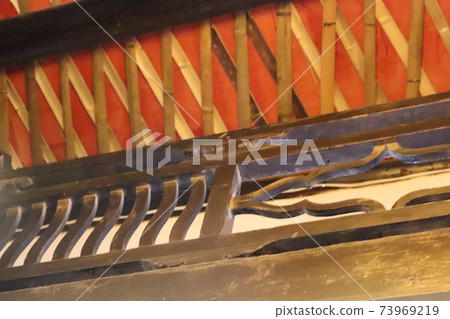Wooden structure 73969219