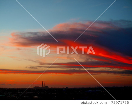 興達火力發電廠上空的彩雲 73971756