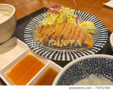 beef cutlet 73972408