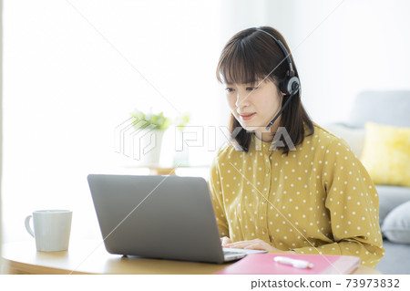 Female telework Female telework 73973832