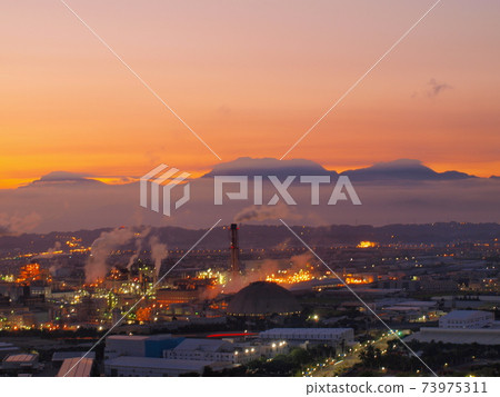 Banpingshan shoots Dawu Mountain in the morning 73975311