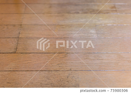 地板蠟的應用維修 73980306