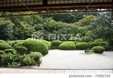 四泉堂上山寺 四泉堂上山寺 73982100