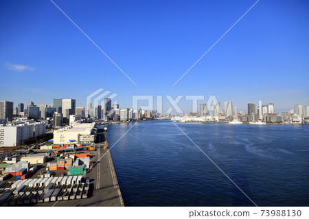 東京台場彩虹橋北路線的景色 東京台場彩虹橋北路線的景色 73988130