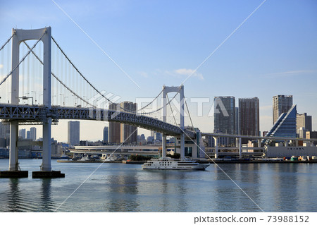 東京台場彩虹橋北路線的景色 東京台場彩虹橋北路線的景色 73988152