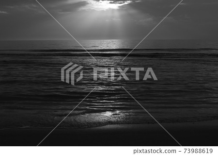 美麗的淺海,安靜的海,沒有人單色版 美麗的淺海,安靜的海,沒有人單色版 73988619