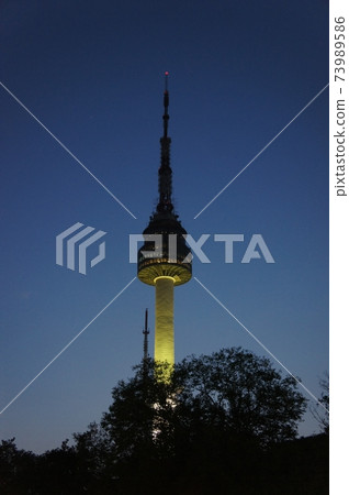 晚上首爾塔 晚上首爾塔 73989586