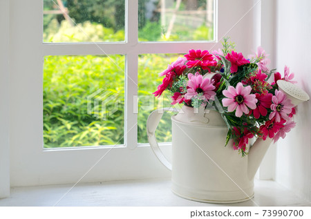 Bouquet of artificial flowers 73990700