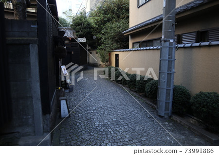 神樂坂石材路面 73991886