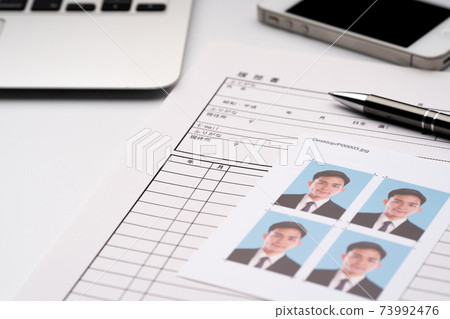 ID photo Job hunting 73992476