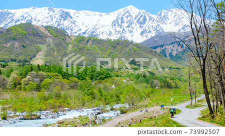 白馬村遊覽（春季）：帶著積雪去北阿爾卑斯山腳 73992507