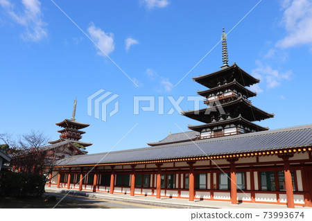 Yakushiji East Pagoda / West Pagoda World Heritage National Treasure Nara City Nara Prefecture Yakushiji East Pagoda / West Pagoda World Heritage National Treasure Nara City Nara Prefecture 73993674