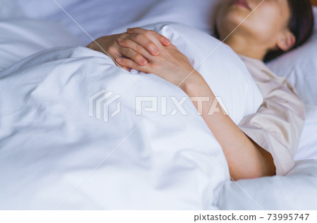 睡蒲團女日本 睡蒲團女日本 73995747