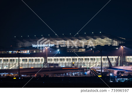 Airport Airplane Haneda Airport Takeoff Landing Midnight Afternoon Airline Engine Terminal All Nippon Airways Japan Airlines 73996597
