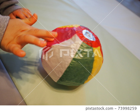 Paper balloon Paper balloon 73998259