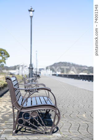 Verny Park benches and streetlights 74001348