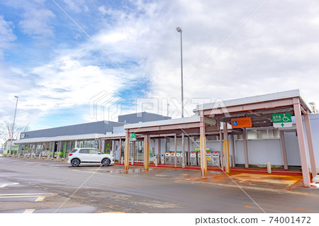 Wheelchair restroom on highway PA (Hokuriku Expressway Sakae PA) 74001472
