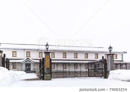 歷史博物館（白牆軍營公共關係博物館） 74003254