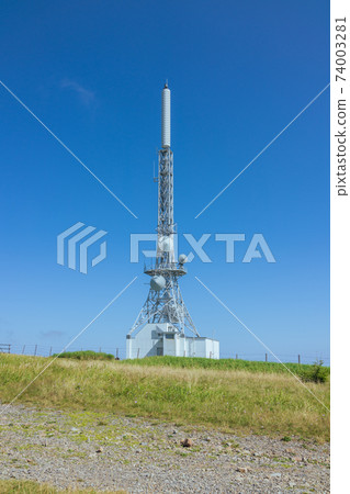 在大谷頭建造的無線電塔[夏季Utsukushigahara高原] 74003281