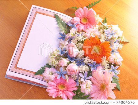 書上的花 書上的花 74004576