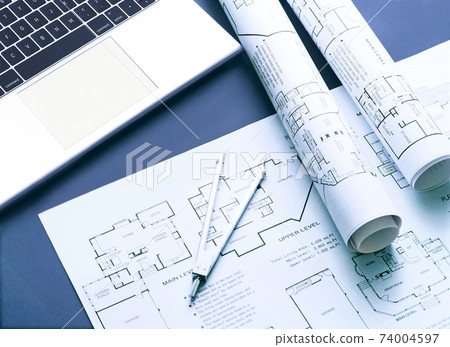 平面圖與PC 平面圖與PC 74004597