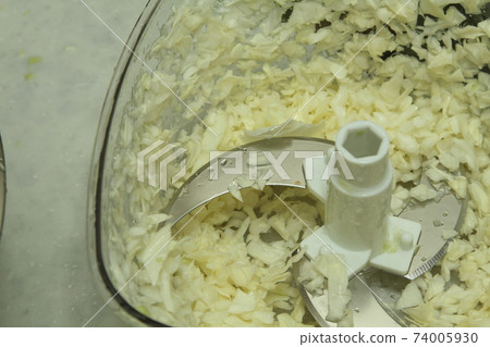 Chopped cabbage Chopped cabbage 74005930