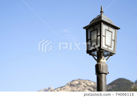 Streetlight, North Hansan, Seoul 74006118