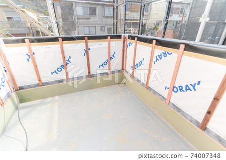 Balcony construction part to prevent rainwater from entering Balcony construction part to prevent rainwater from entering 74007348