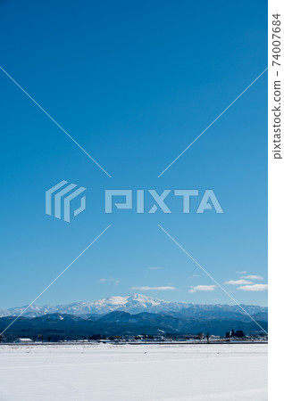 Sacred mountain Hakusan Hakusan from Nomi City, Ishikawa Prefecture / Taken in January 2021 74007684