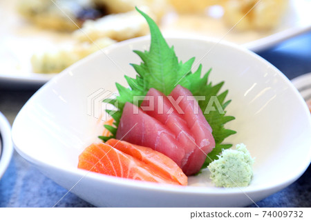 Sashimi Sashimi 74009732