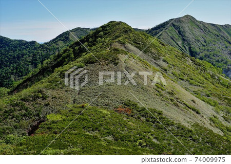 Shoreline to White Sand Mountain Shoreline to White Sand Mountain 74009975