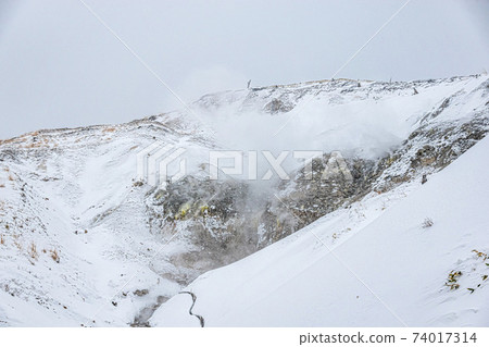[Gunma Prefecture] Manza Karabuki in winter 74017314