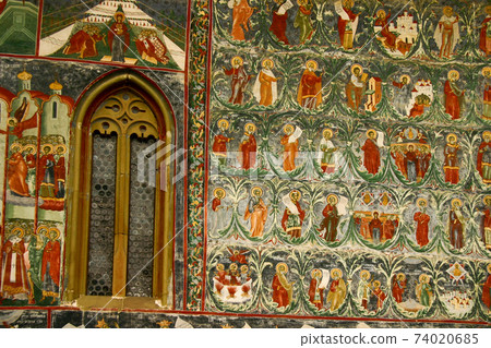 [Europe] Fresco painting on the outer wall of the Sucevita Monastery, a World Heritage Site in Romania 74020685