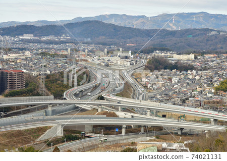 交通圖像新名神高速公路高月交界處 74021131
