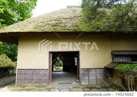 武士住宅的茅草屋頂 武士住宅的茅草屋頂 74024892