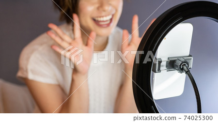 二十多歲的女性生活方式 74025300