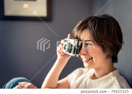 二十多歲的女性生活方式 74025325