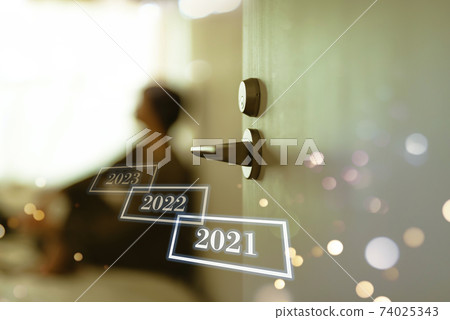 Life style of women in their twenties 74025343