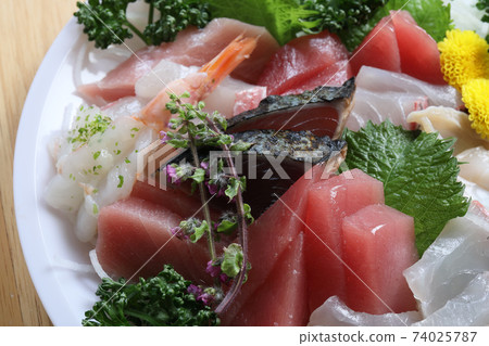 生魚片拼盤 生魚片拼盤 74025787